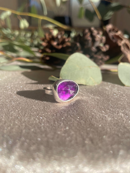 Amethyst Ring (Triangle)